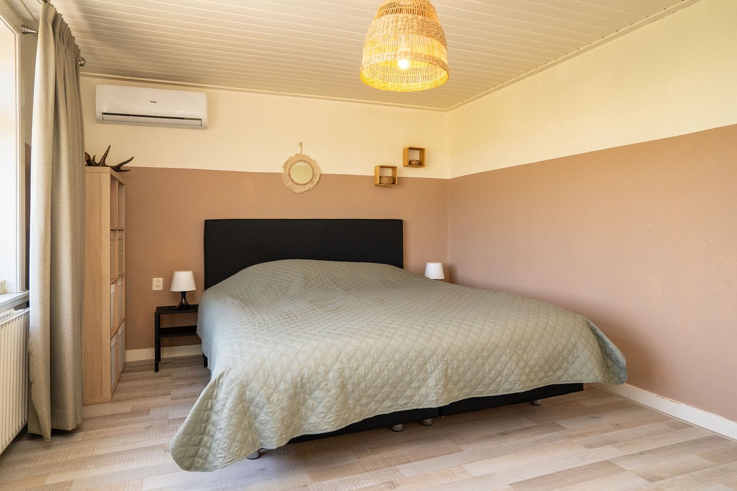 Photo 20 of Heutinkstraat 280