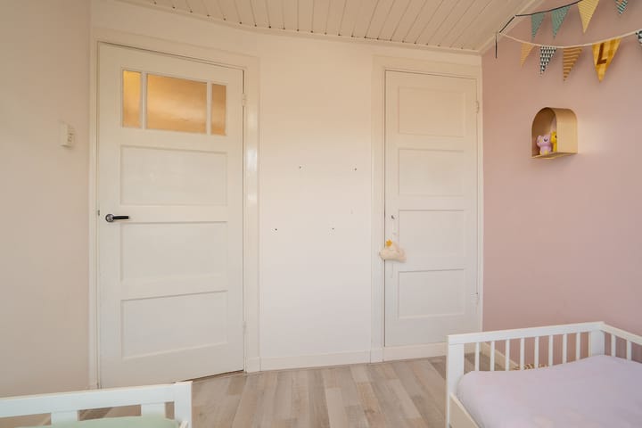 Foto 23 van Heutinkstraat 280