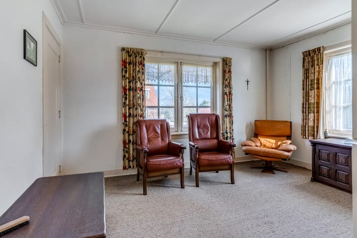 Photo 36 of Zandstraat 43