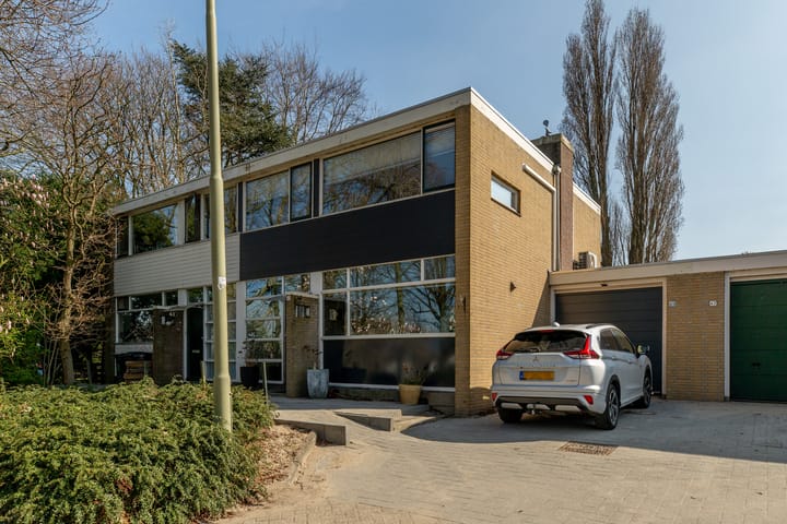 Bekijk foto van Vliegveldweg 43