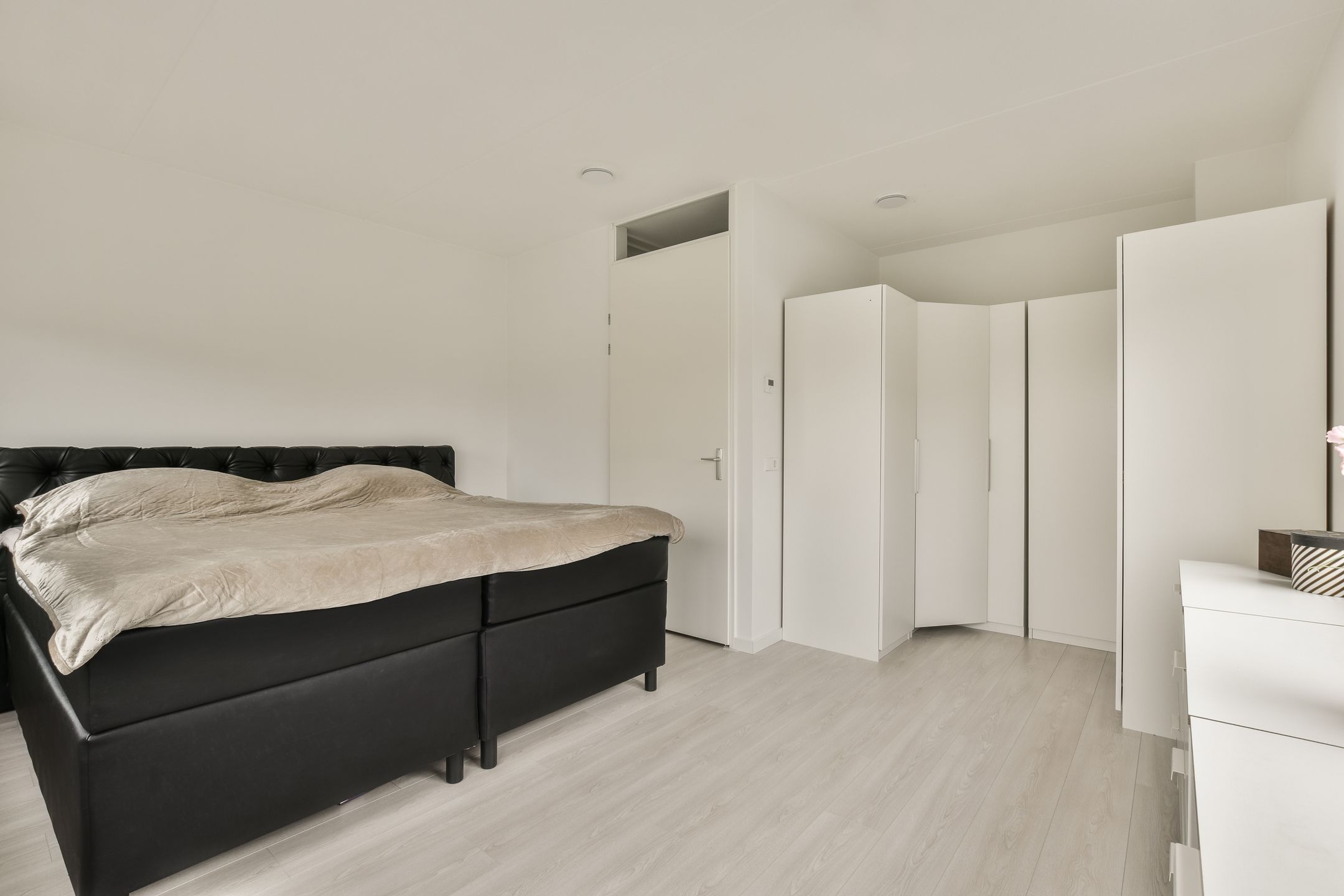 Foto 15 van Catharina Burierlaan 33