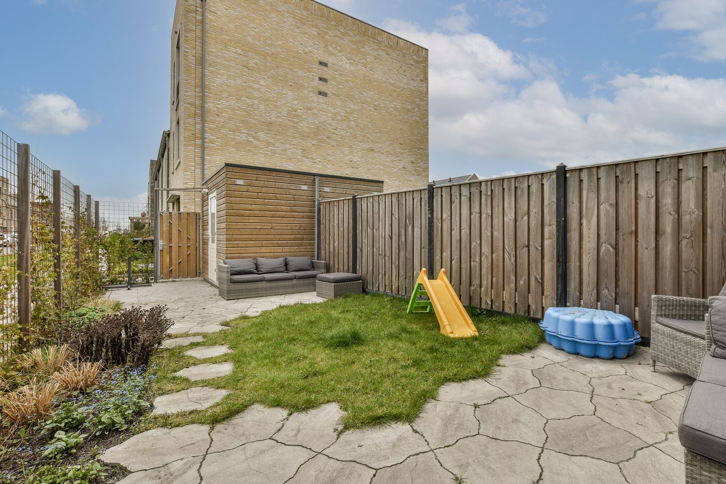 Foto 25 van Catharina Burierlaan 33