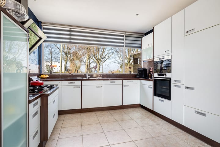 Foto 16 van Vliegveldweg 43