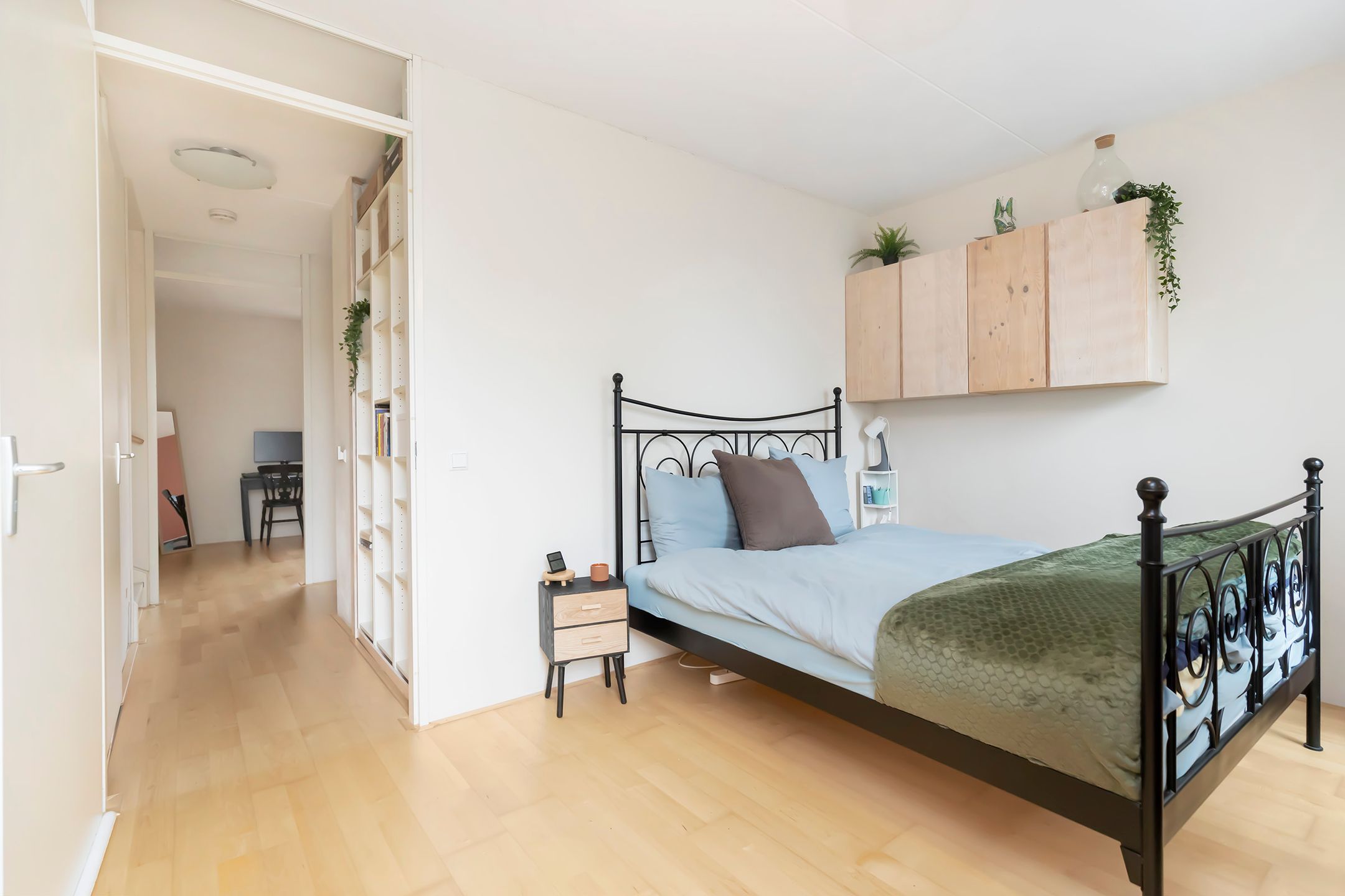 Foto 15 van Pieter Oosterhuisstraat 90