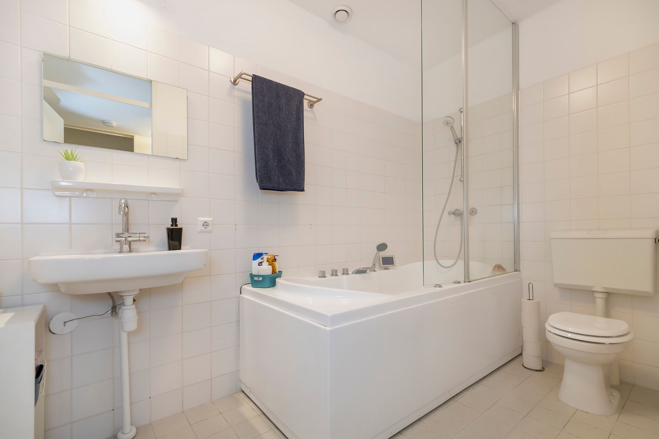 Foto 21 van Pieter Oosterhuisstraat 90