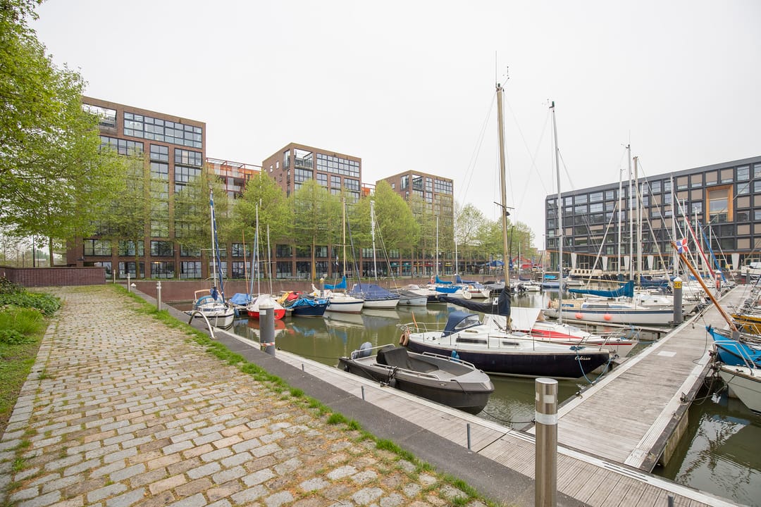 Foto 31 van Pieter Oosterhuisstraat 90