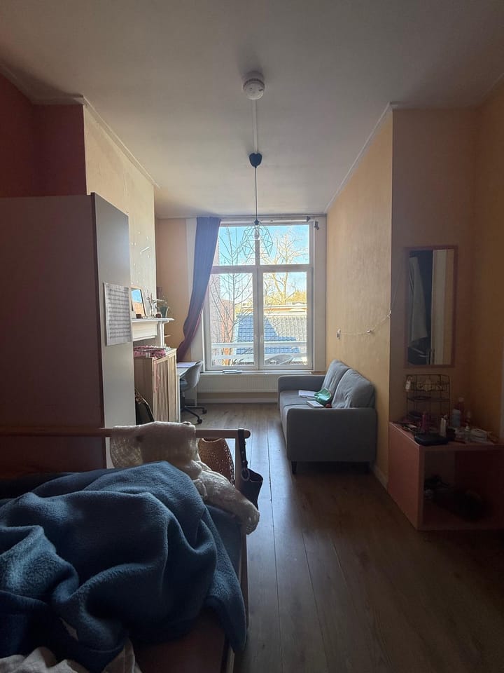 Foto 8 van Helper Westsingel 29-A