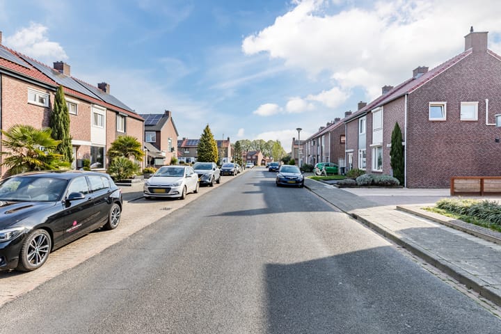 Foto 35 van Jan van Eechoudstraat 14