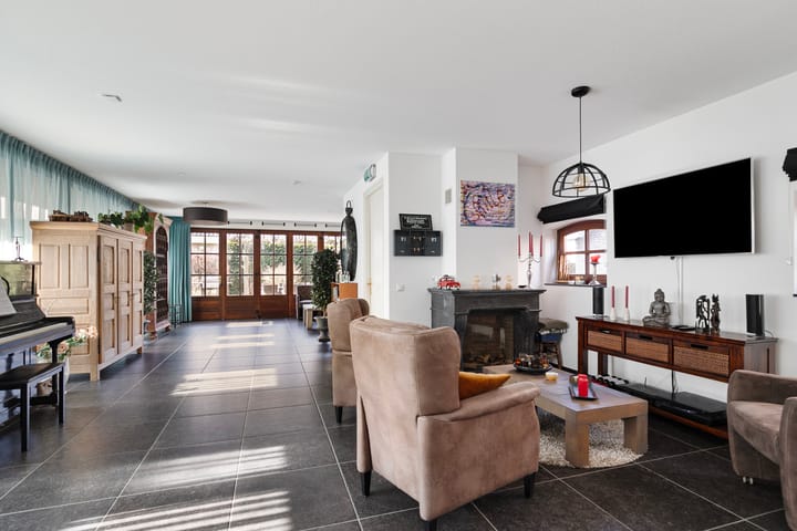 Photo 6 of Dorpsstraat 28-A