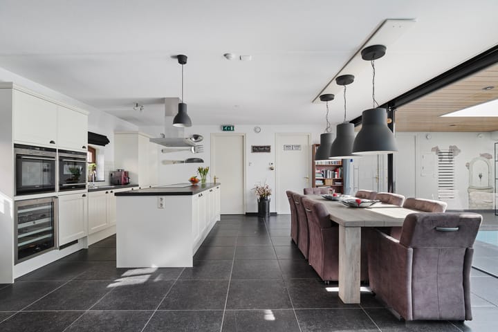 Photo 10 of Dorpsstraat 28-A