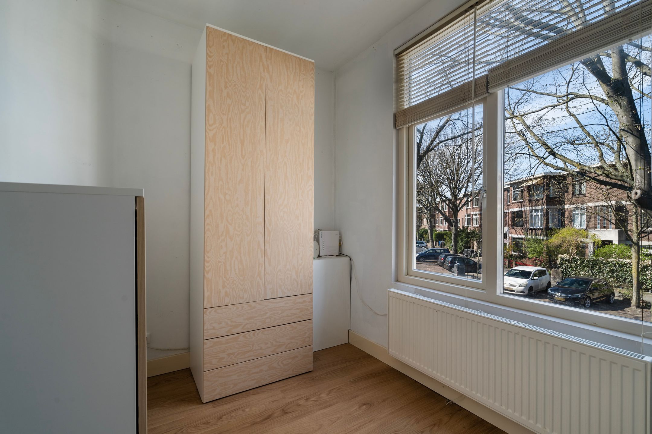 Foto 15 van Caan van Necklaan 302