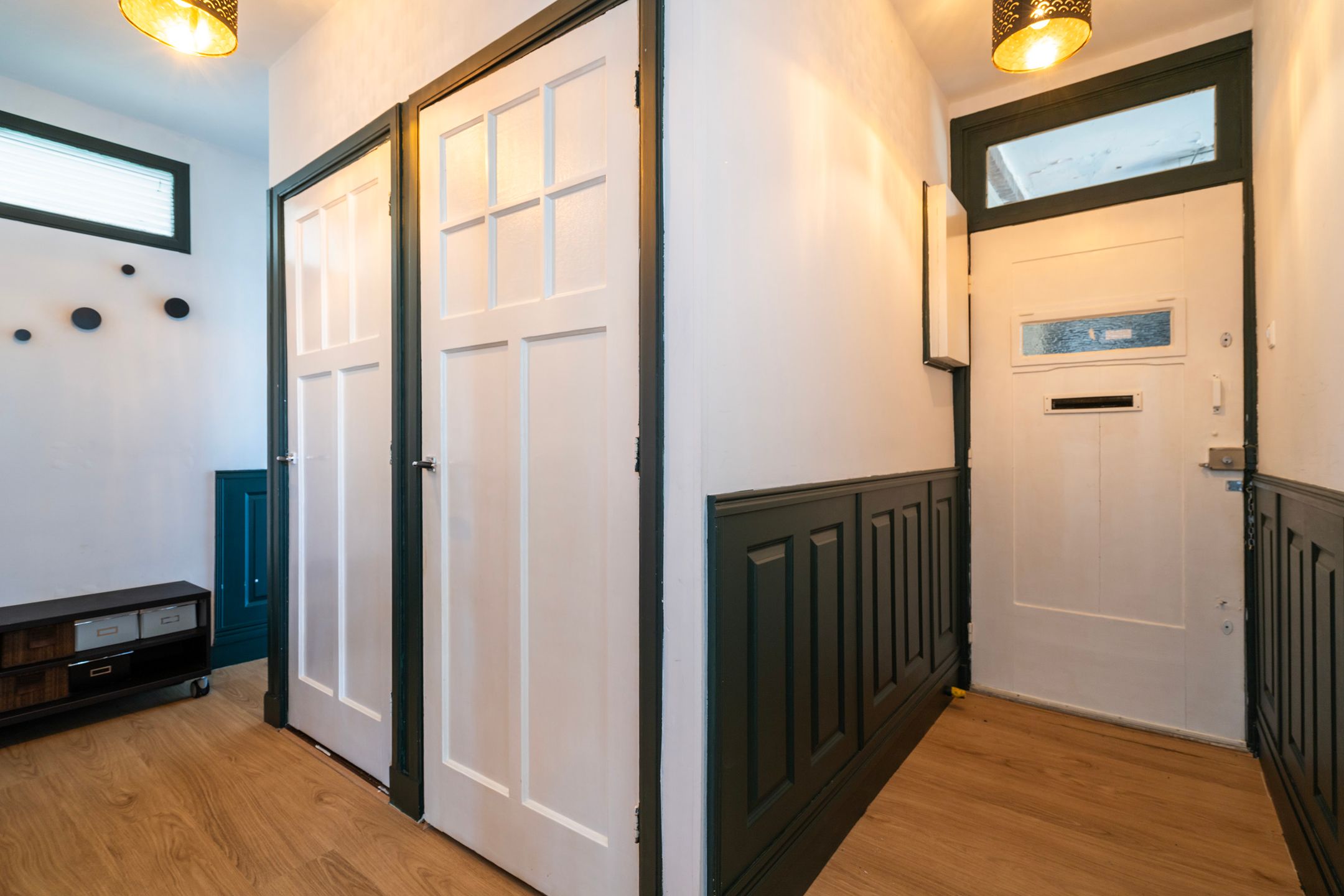 Foto 21 van Caan van Necklaan 302