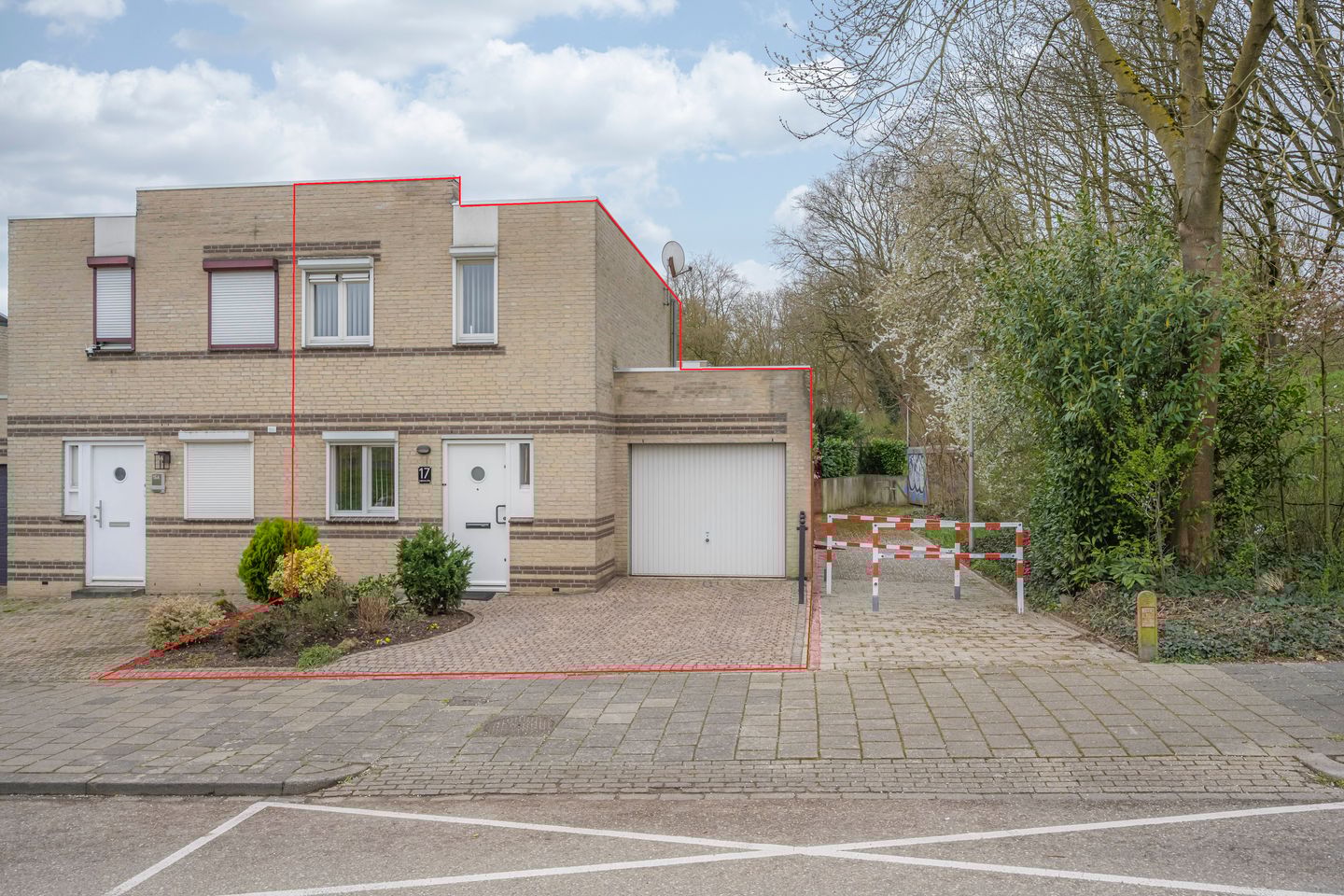 Foto 1 van Pastoorskuilenweg 17