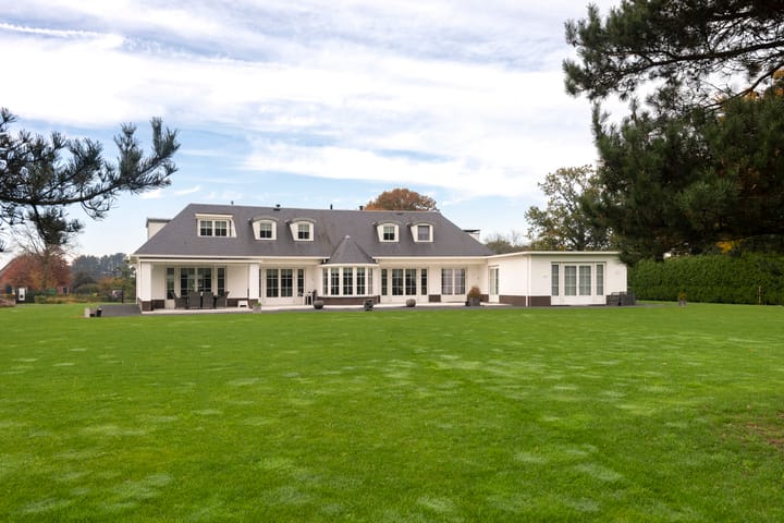 Foto 1 van Overaseweg 11