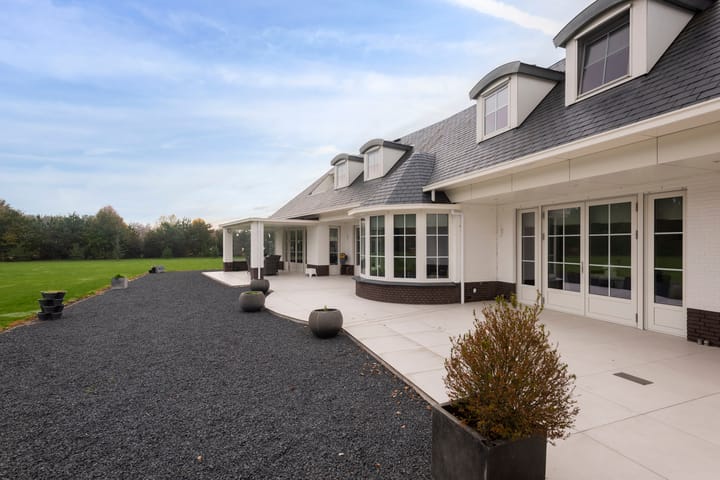 Foto 34 van Overaseweg 11