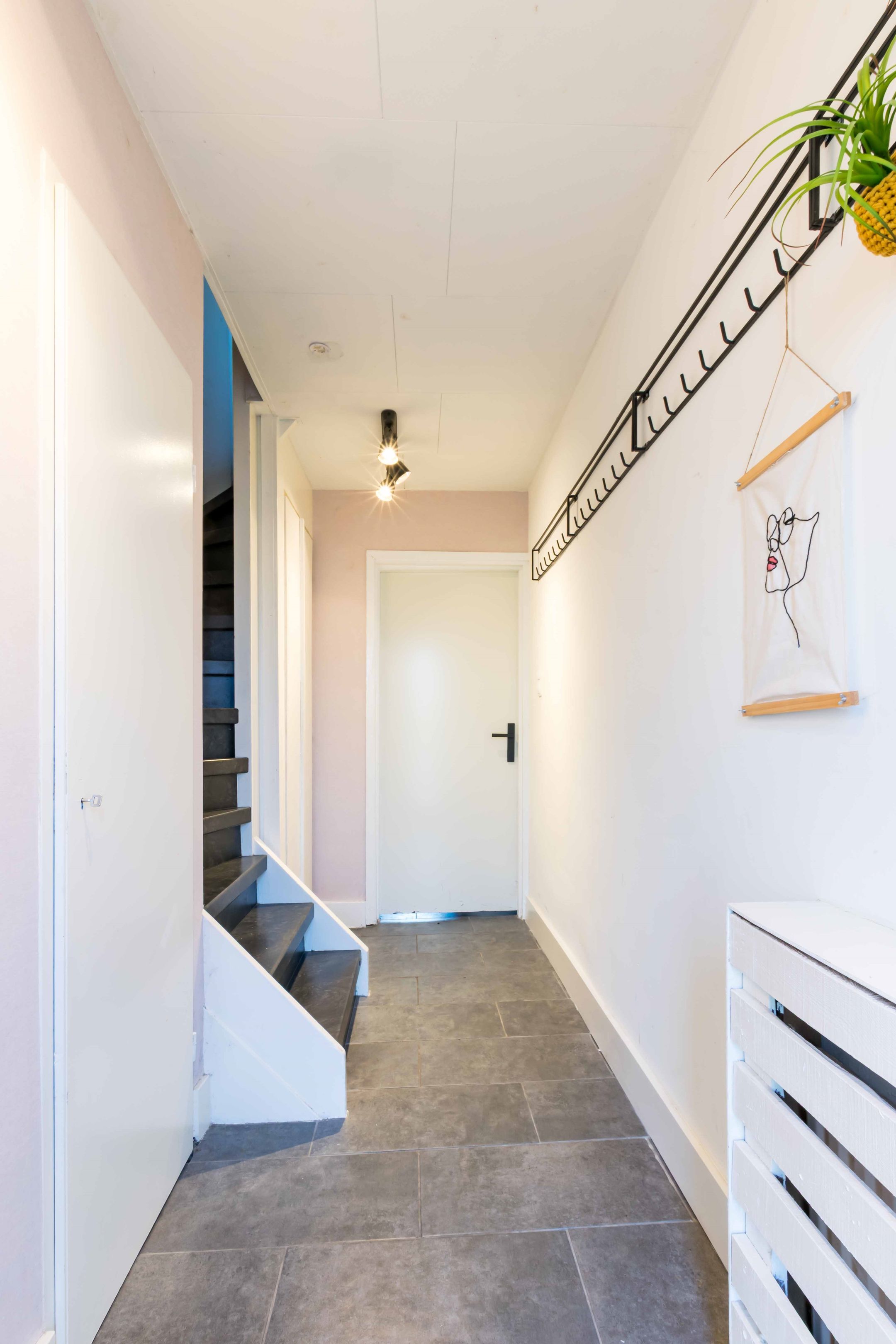 Foto 6 van Trompstraat 4