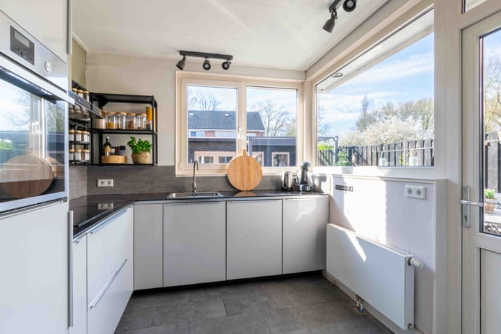 Foto 4 van Trompstraat 4