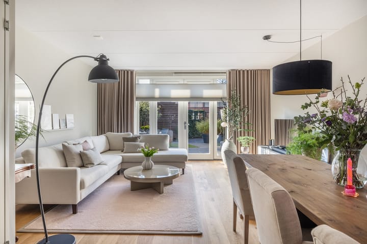 Foto 6 van Van der Weddenhof 53