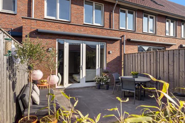 Foto 13 van Van der Weddenhof 53