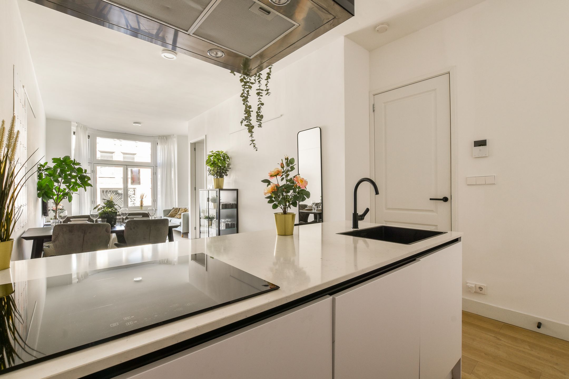 Photo 9 of Nieuwe Binnenweg 306-B