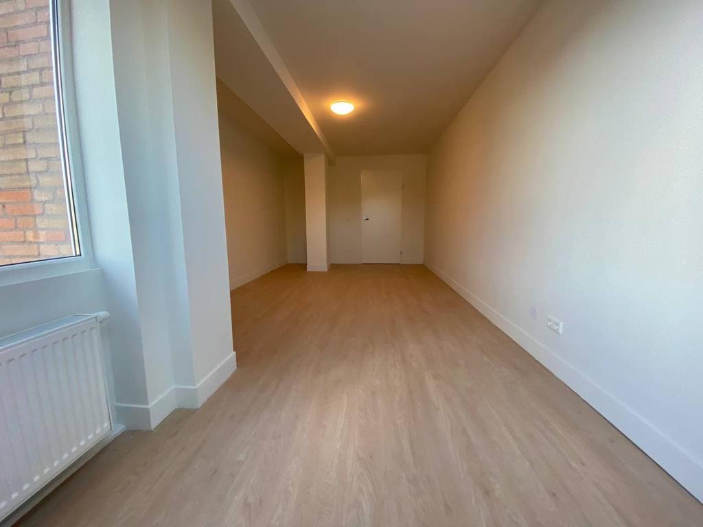 Photo 3 of Olivier van Noortstraat 30