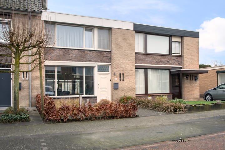 Foto 3 van Klaproosstraat 20-A