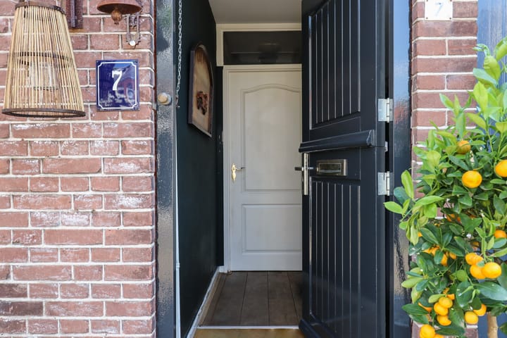 Foto 11 van Schoolstraat 7