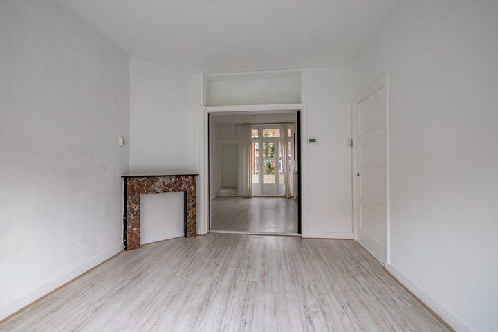 Foto 2 van Ambonstraat 17-A