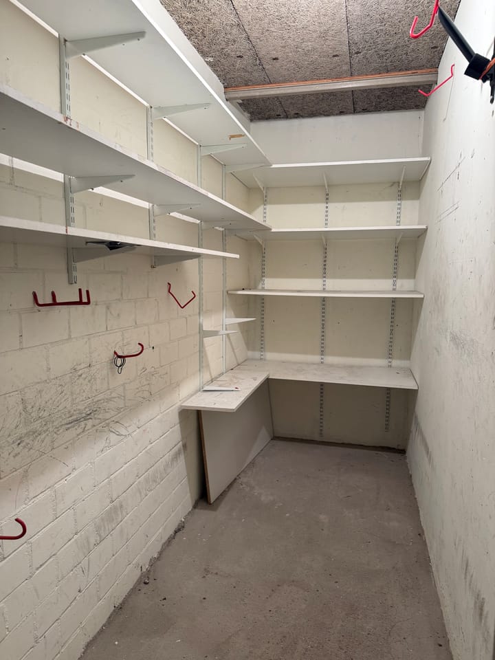 Photo 33 of Madelief 76