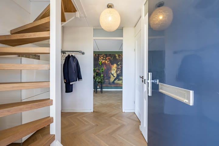 Foto 8 van Lutherstraat 56