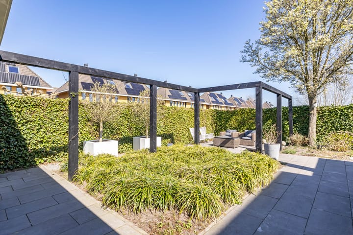 Foto 35 van Lutherstraat 56