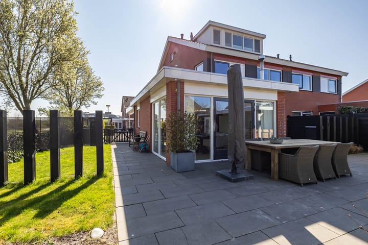 Foto 41 van Lutherstraat 56