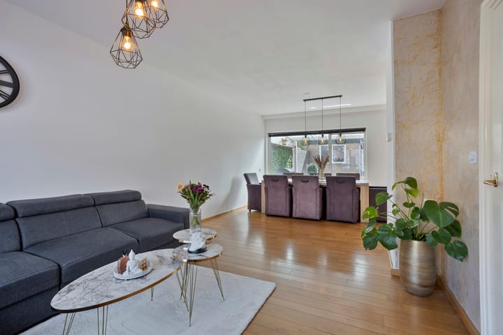 Photo 6 of Margrietstraat 46