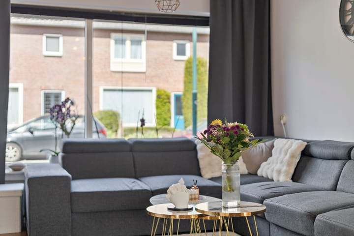 Photo 7 of Margrietstraat 46