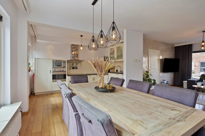 Photo 9 of Margrietstraat 46