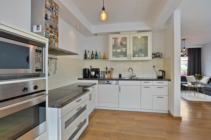 Photo 10 of Margrietstraat 46