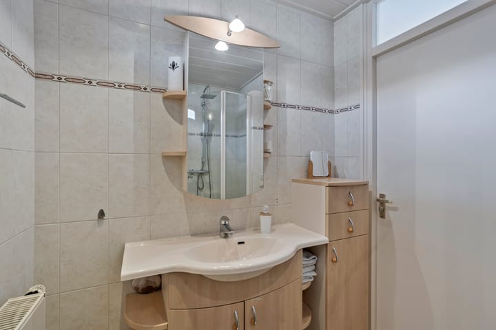 Photo 19 of Margrietstraat 46