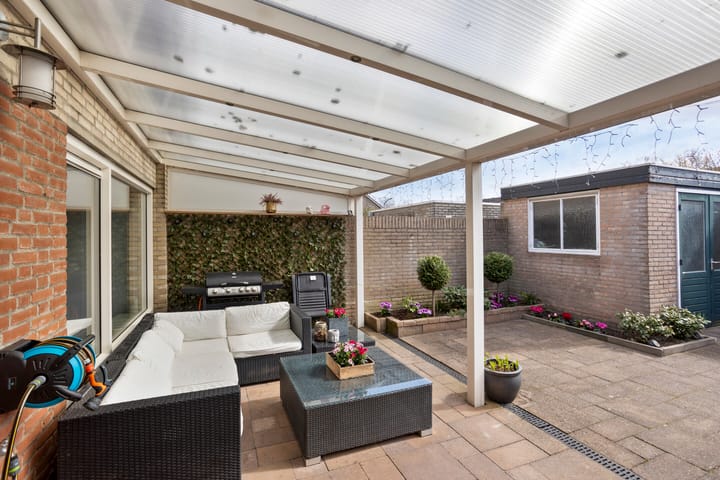 Photo 23 of Margrietstraat 46