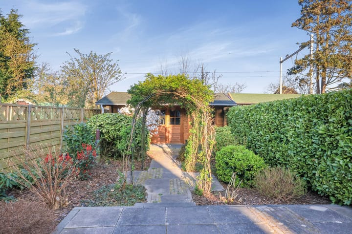 Photo 2 of Hoogeweg 9