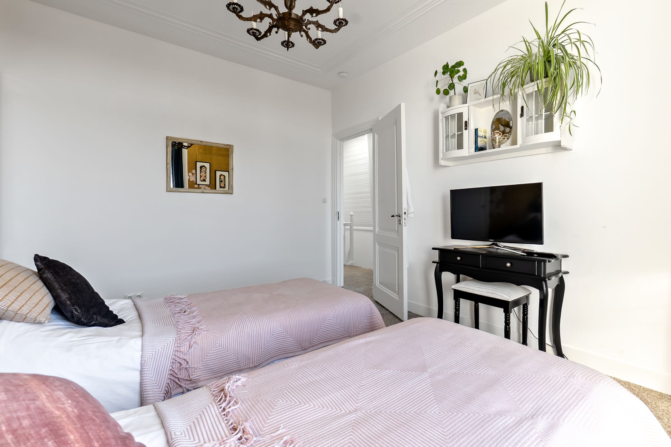 Foto 60 van Valkenboslaan 27