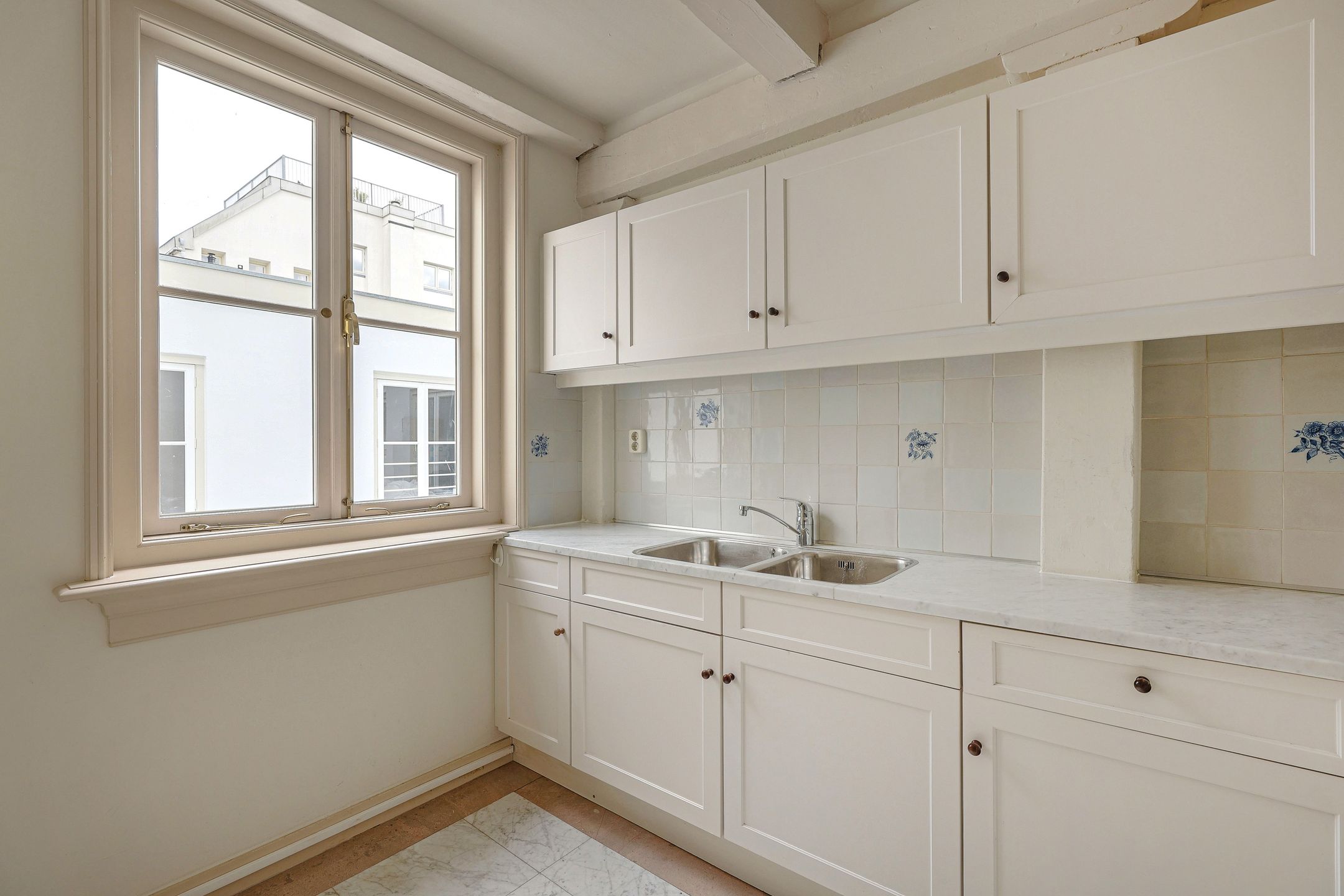 Photo 6 of Kloveniersburgwal 77-E