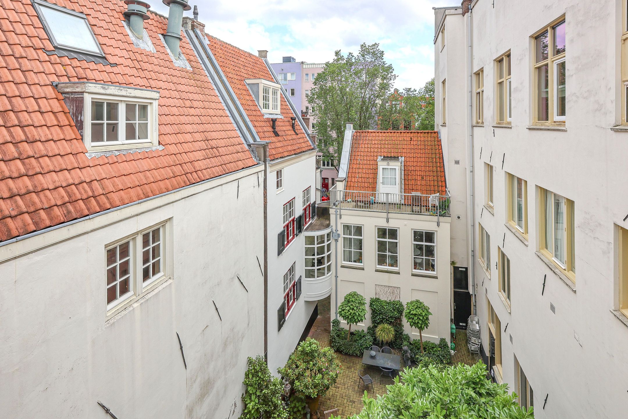 Photo 21 of Kloveniersburgwal 77-E