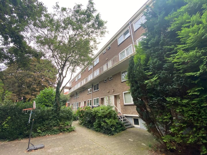 Foto 27 van Van Almondestraat 60-I