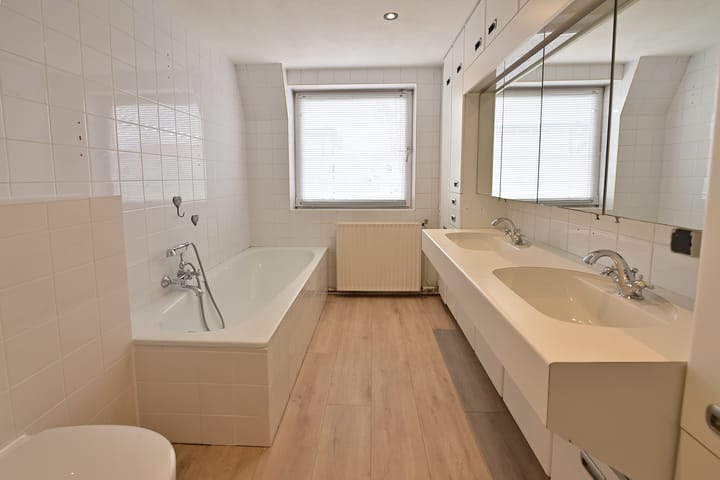 Foto 16 van Floralialaan 21