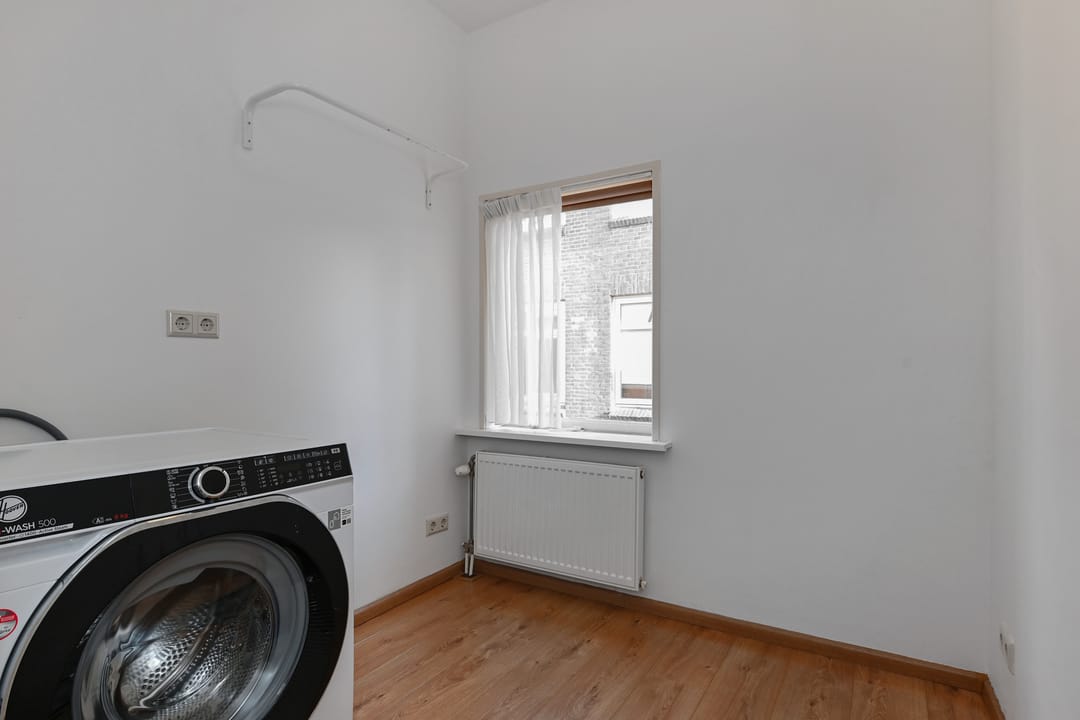 Foto 16 van Ooststraat 89