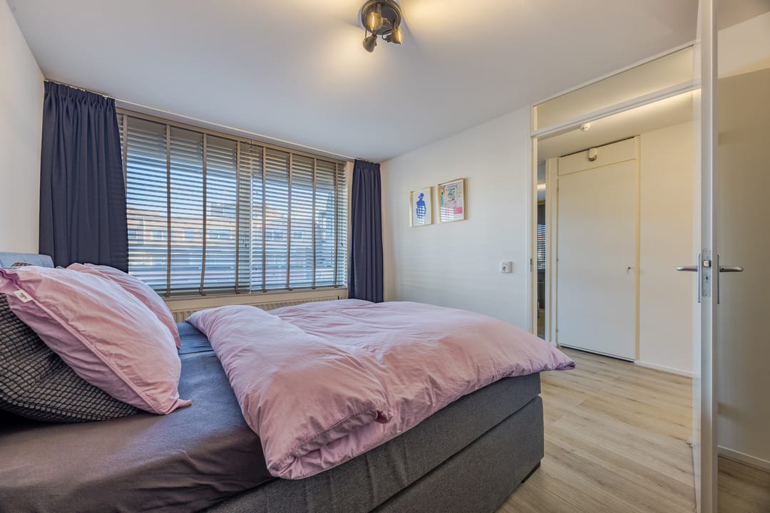 Photo 11 of Wielstraat 38