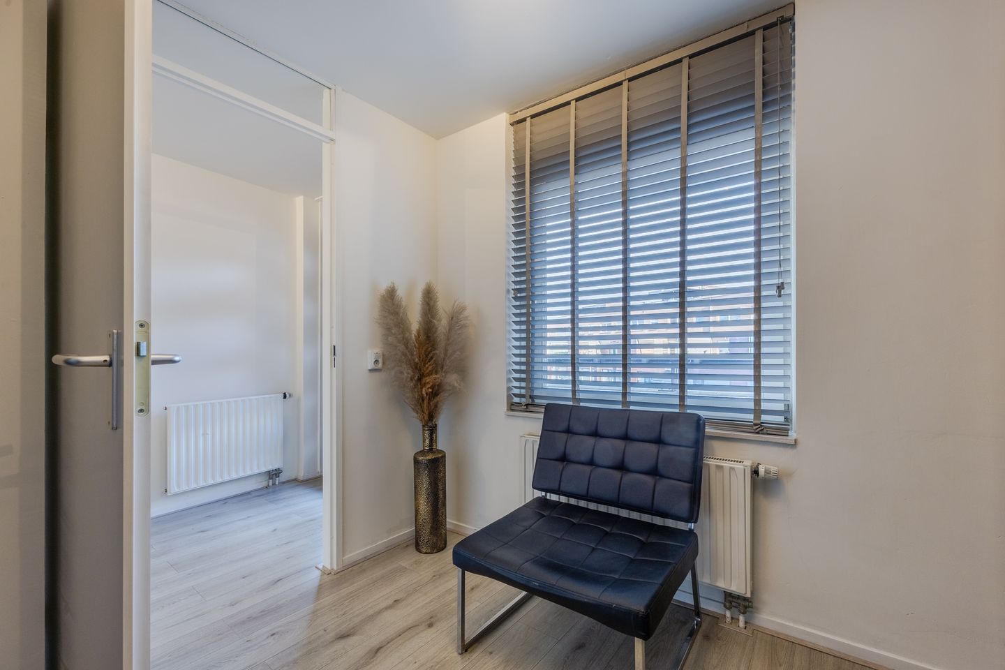 Photo 19 of Wielstraat 38