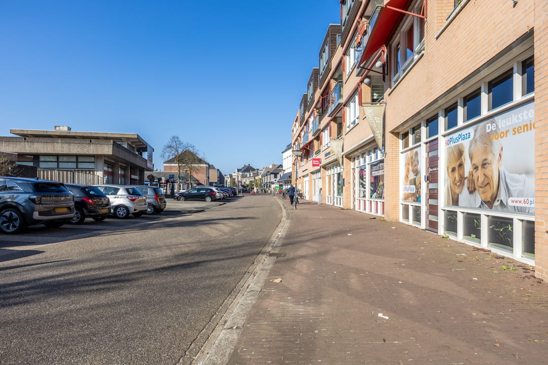 Photo 31 of Wielstraat 38