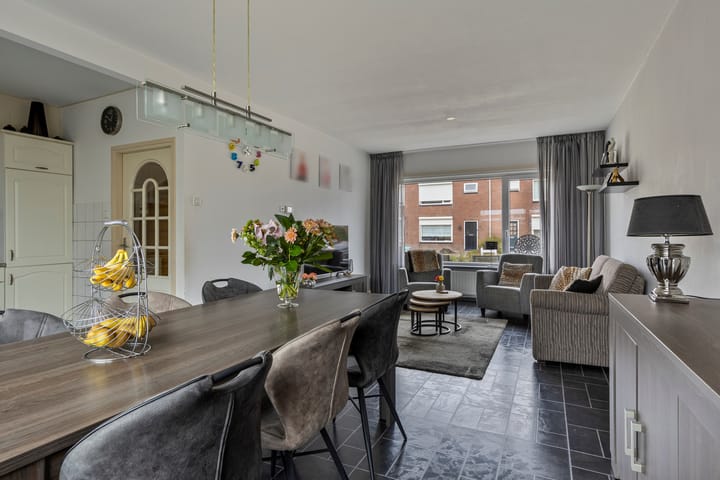 Foto 10 van Oranje Nassaustraat 5