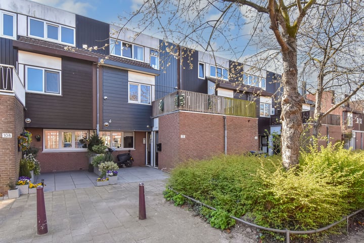 Albert Rousselstraat 110